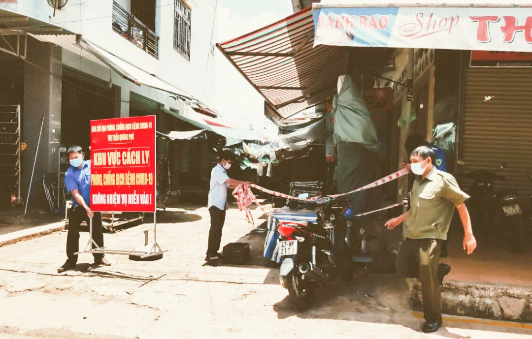 Gỡ bỏ phong tỏa tại khu vực chợ B, chợ thị trấn Quảng Phú