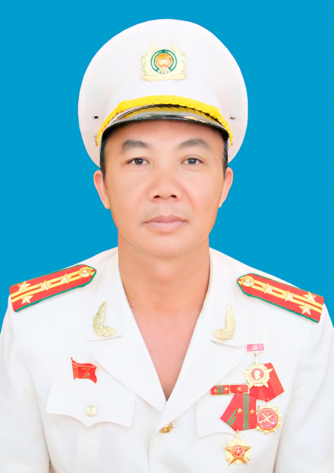 Đại tá Trần Kỳ Rơi - Ủy viên Ban Thường vụ Tỉnh ủy, Giám đốc CA tỉnh   