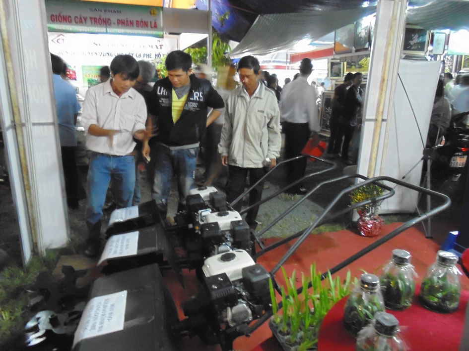 Sản phẩm cơ khí của Dak Lak tham gia các kỳ hội chợ là dịp để tiếp cận nhiều hơn với người tiêu dùng.  