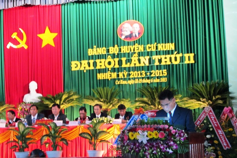 Phó Bí thư Thường trực tỉnh ủy Cao Đức Khiêm phát biểu chỉ đạo đại hội
