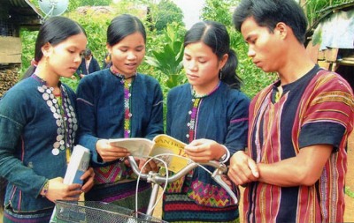 Học sinh Pa Kô - Vân Kiều ở  Hướng Hóa - Quảng Trị.