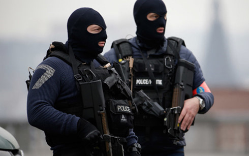 Cảnh sát Bỉ tiến hành cuộc vây bắt mới quy mô lớn tại Brussels. (Ảnh: AFP)