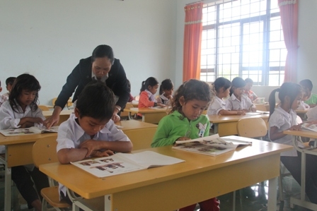 Học sinh Trường Tiểu học Nơ Trang Lơng (huyện Krông Pắc) 