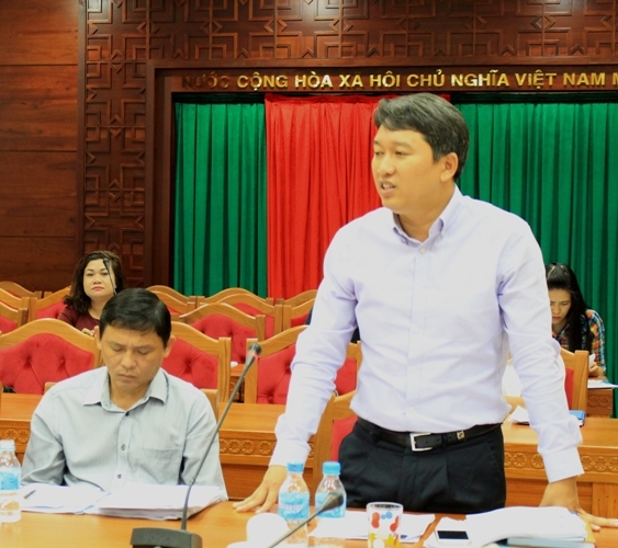 Ủy viên dự khuyết Trung ương Đảng, Phó Chủ tịch Thường trực UBND tỉnh Nguyễn Hải Ninh phát biểu đóng góp ý kiến tại cuộc họp.