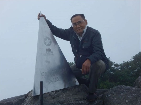 Cụ Huỳnh Văn Ráng (85 tuổi) đã chinh phục đỉnh Fansipan 4 lần.