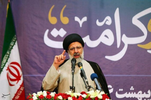 Đối thủ đáng gờm nhất của ông Rouhani là giáo sĩ Ebrahim Raisi. Ảnh: Reuters.