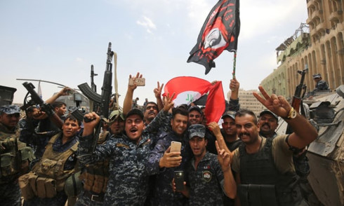 Quân đội Iraq ăn mừng với chiến thắng giành lại quyền kiểm soát thành phố Mosul