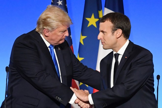 Tổng thống Pháp Macron tiếp đón người đồng cấp Mỹ Trump. (Nguồn: Getty Images)