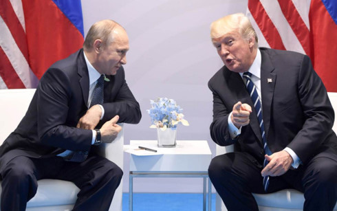 ổng thống Nga Vladimir Putin và Tổng thống Mỹ Donald Trump. Ảnh: AP.