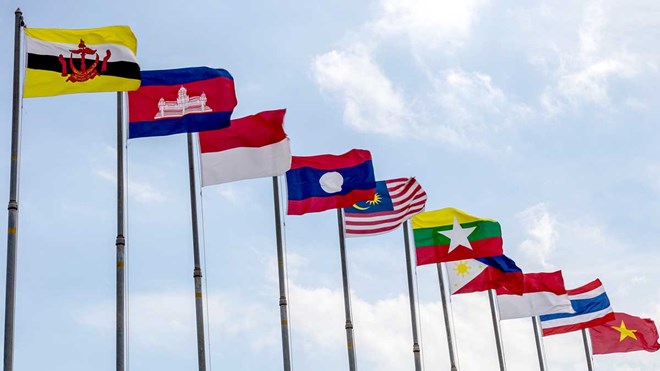 Quốc kỳ của các nước thành viên ASEAN. (Ảnh: TTXVN)