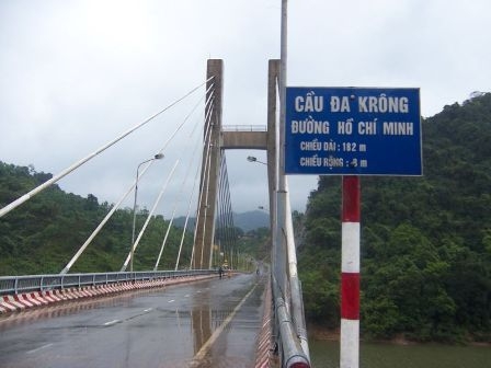 Cầu Đa Krông (Quảng TrỊ)...