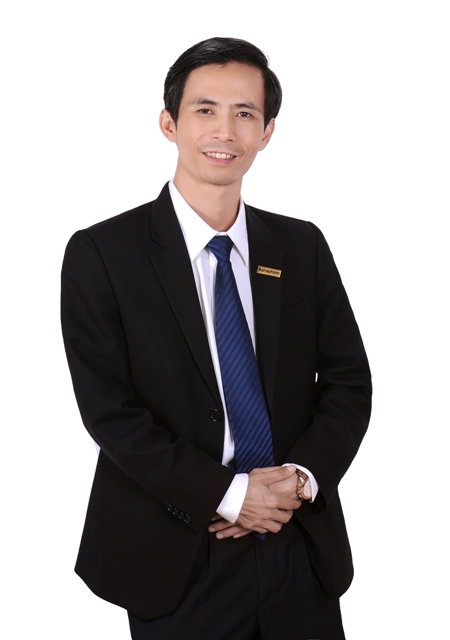 Bác sĩ Phan Thành Trinh – Tổng Giám đốc Công ty Cổ phần Dược vật tư y tế Đắk Lắk.
