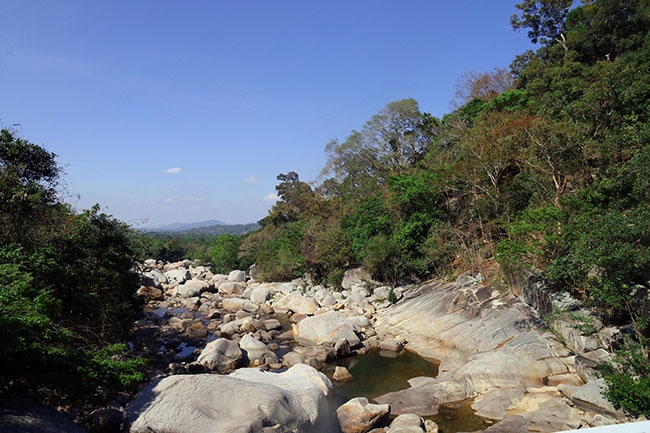 Một đoạn thác Krông K'mar, huyện  Krông Bông.   