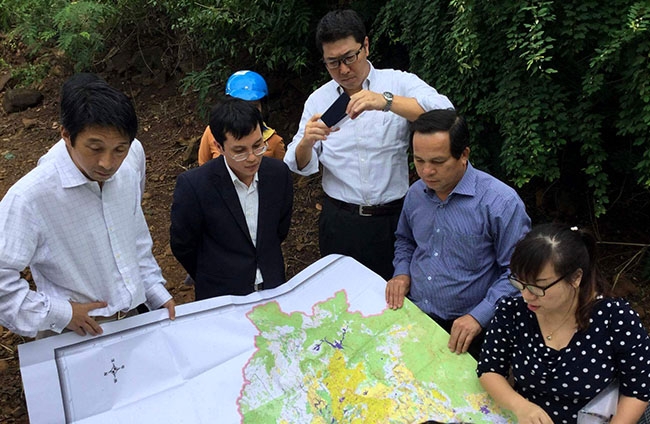 Đoàn công tác của tổ chức Jica (Nhật Bản) khảo sát, tìm hiểu về sản xuất nông nghiệp công nghệ cao  tại huyện Cư M’gar. 
