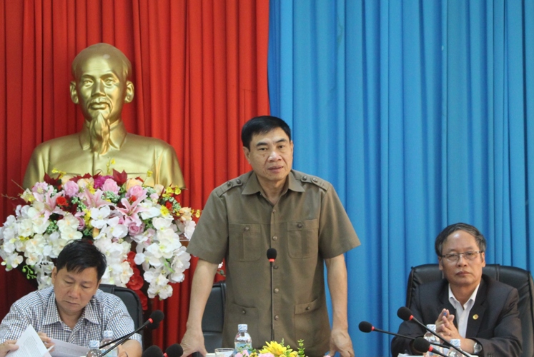 Ủy viên Ban Chấp hành Trung ương Đảng, Phó Bí thư Tỉnh ủy Trần Quốc Cường phát biểu kết luận buổi làm việc.