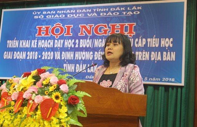 Phó Chủ tịch UBND tỉnh H'Yim Kđoh phát biểu chỉ đạo tại Hội nghị.