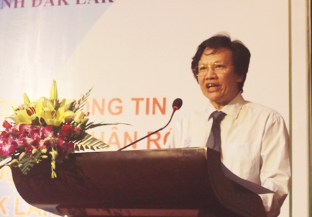 Giám đốc Sở Y tế Doãn Hữu Long phát biểu tại Hội thảo.