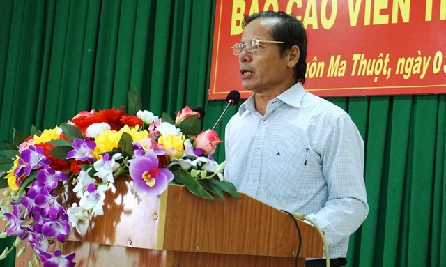 Phó Trưởng Ban Tuyên giáo Tỉnh ủy Nguyễn Cảnh định hướng công tác tuyên truyền tại hội nghị. 