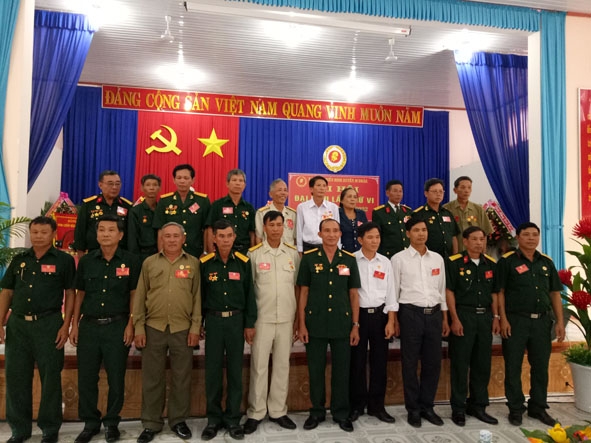 Ban Chấp hành Hội CCB huyện M’Đrắk khóa VI nhiệm kỳ 2017-2022.