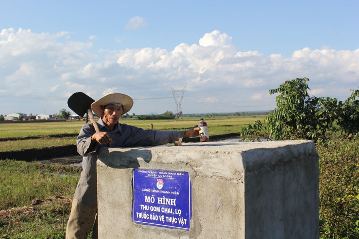 Bể thu gom chai lọ đựng thuốc bảo vệ thực vật được xây dựng tại thị trấn Ea Pốk, huyện Cư M'gar