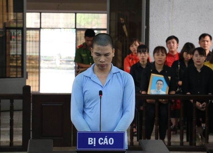 Bị cáo Nông Văn Quyển tại phiên tòa sơ thẩm. 