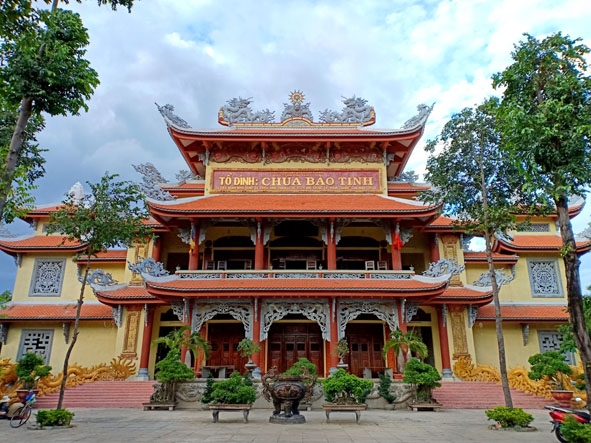 Chánh điện  của chùa  Bảo Tịnh.  