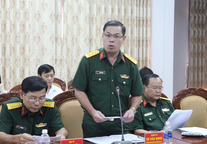 Thượng tá Võ Văn Minh, Chủ nhiệm Chính trị (Bộ Chỉ huy Quân sự tỉnh) nêu những kết quả trong việc tìm kiếm, quy tập, xác định hài cốt liệt sĩ