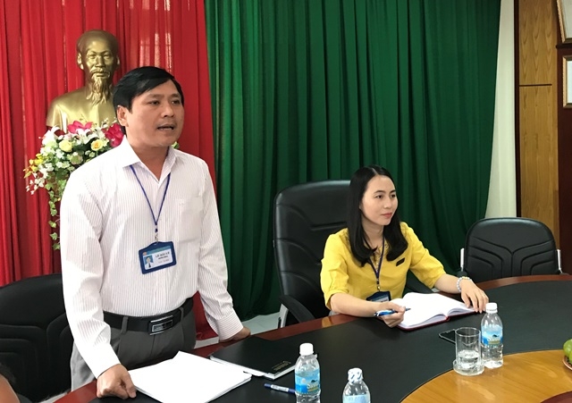 Trưởng Phòng Người có công (Sở LĐ-TBXH) Lê Hải Lý phát biểu tại cuộc họp.