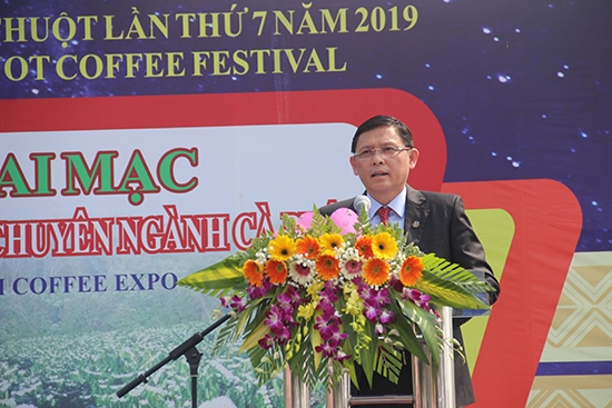 Nguyễn Tuấn Hà Phó Chủ tịch UBND tỉnh phát biểu tại Lễ khai mạc