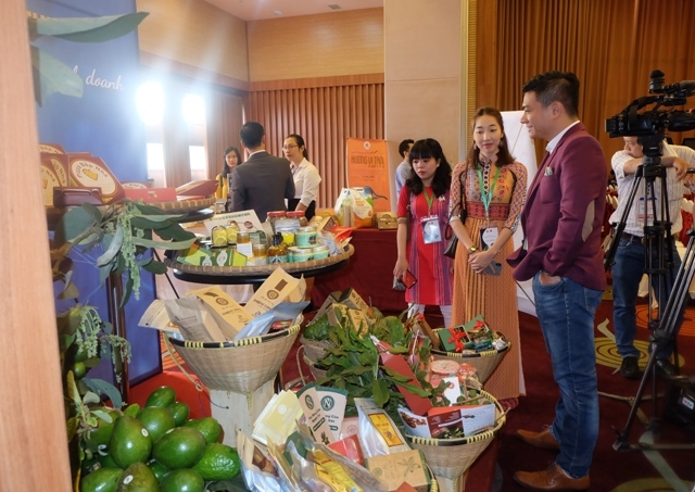 Các sản phẩm khởi nghiệp được hỗ trợ trưng bày giới thiệu tại Hội nghị Xúc tiến đầu tư Đắk Lắk năm 2019