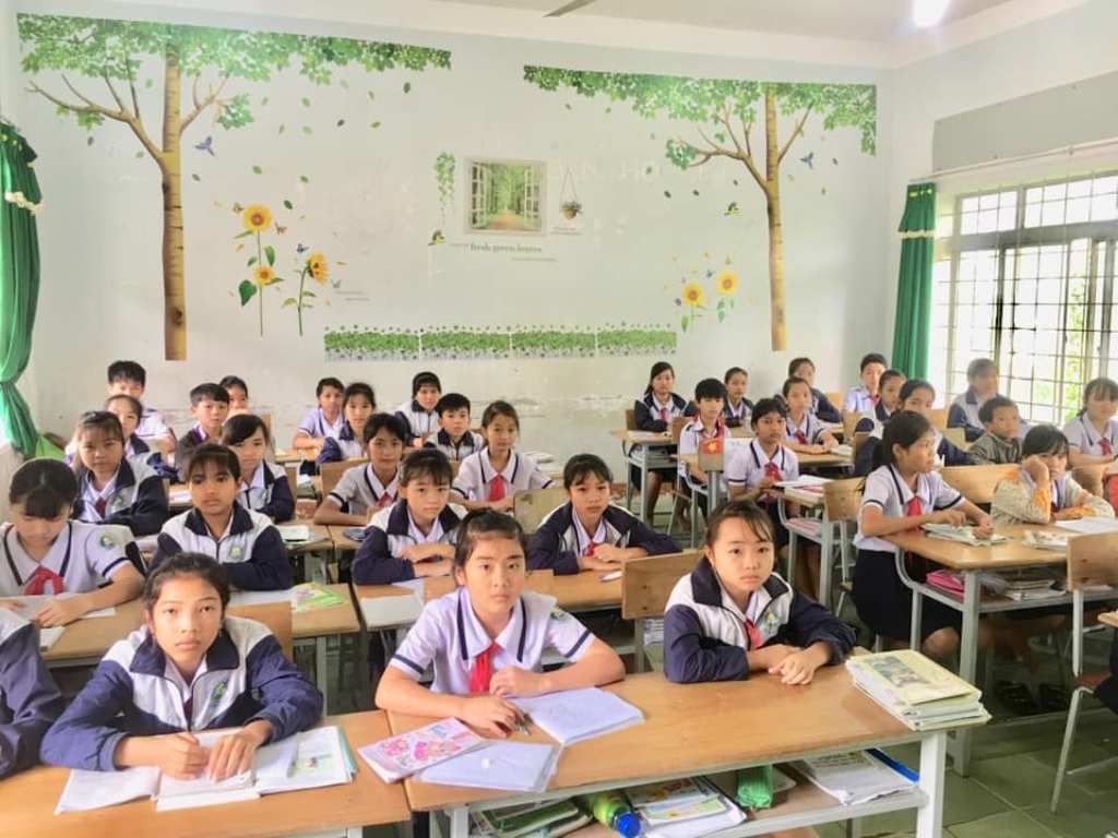 Không gian lớp học thân thiện tại Trường Phổ thông Dân tộc nội trú – THCS huyện M’Đrắk. 