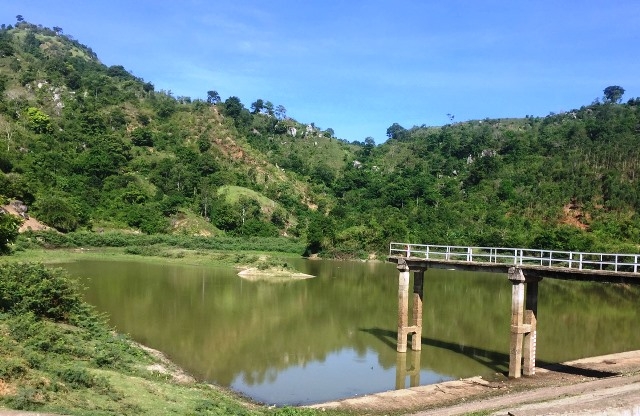 Đập Ea Yui (thôn 3, xã Ea Trul) nơi hai bé gái bị đuối nước.