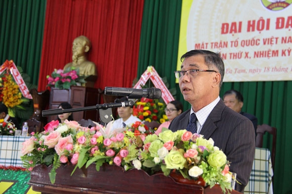 Chủ tịch Ủy ban MTTQ Việt Nam tỉnh  Y Dec Hđơk.  