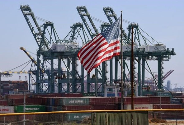 Hàng hóa Trung Quốc tại Los Angeles, Mỹ. (Ảnh: AFP/TTXVN)