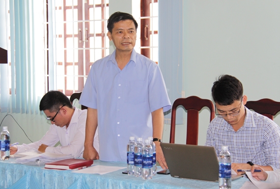 Phó Giám đốc Sở Nội vụ Hoàng Mạnh Hùng, Trưởng đoàn kiểm tra 1798 phát biểu tại buổi làm việc với UBND huyện Krông Bông