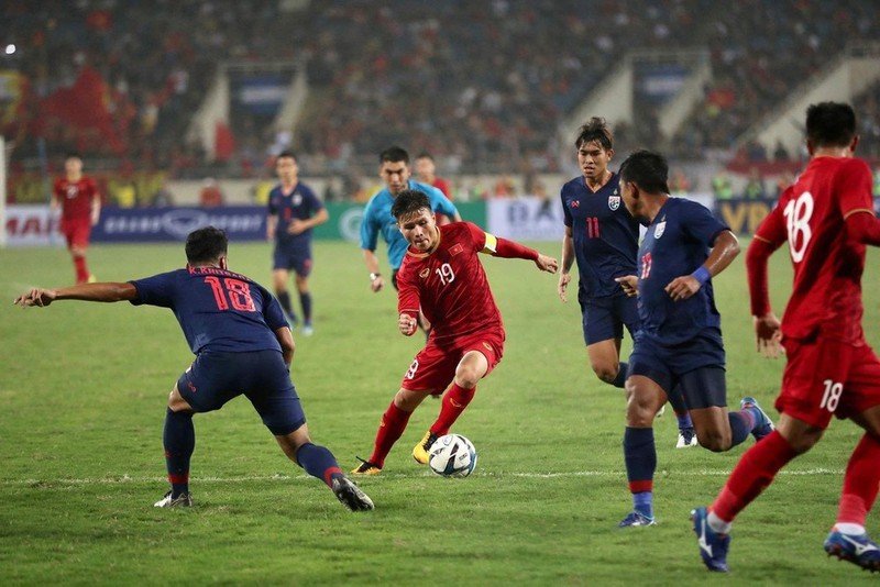 Đội tuyển Thái Lan đã từng gặp nhiều khó khăn ở trận đấu lượt đi diễn ra trên Sân vận động Thammasat