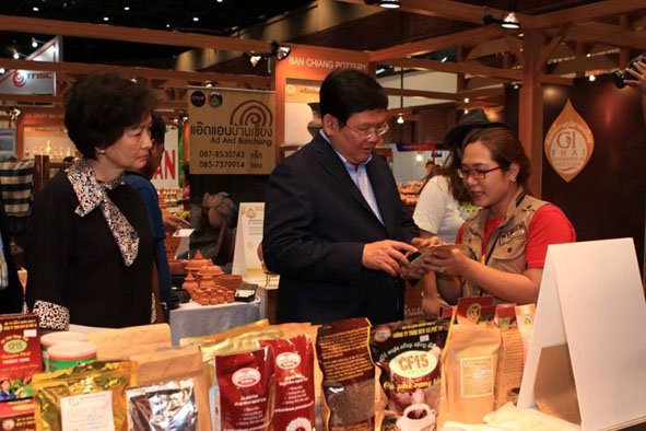 Sản phẩm của Công ty Cổ phần Đầu tư và Phát triển An Thái tham gia một hội chợ thương mại quốc tế về ngành cà phê