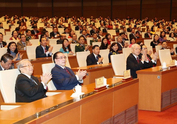 Tổng Bí thư, Chủ tịch nước Nguyễn Phú Trọng cùng các lãnh đạo, nguyên lãnh đạo Đảng và Nhà nước dự lễ bế mạc Kỳ họp thứ 8,  Quốc hội khóa XIV.    Ảnh: TTXVN