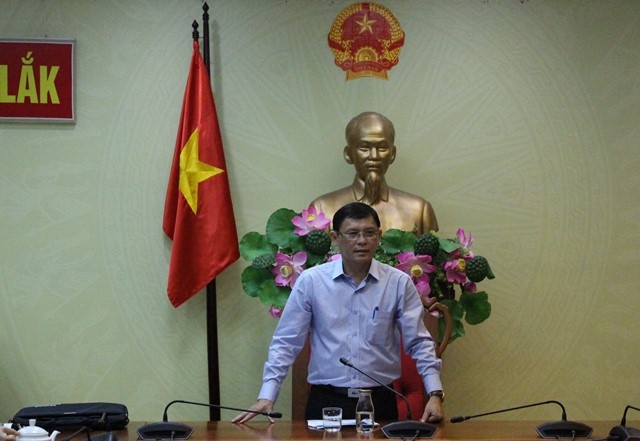 Phó Chủ tịch Thường trực UBND tỉnh Nguyễn Tuấn Hà chủ trì cuộc họp