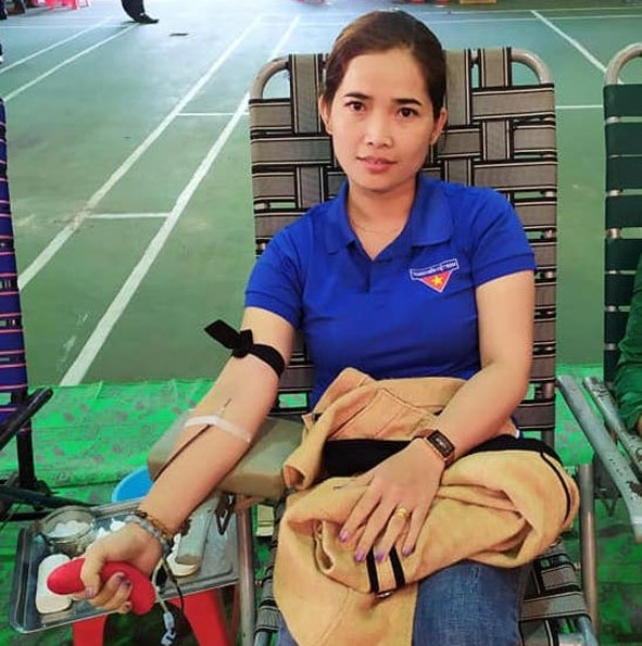 Chị Nguyễn Thị Nga trong một lần tham gia hiến máu tình nguyện vào năm 2019.