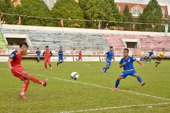 Một trận đấu giữa hai đội Đắk Lắk - Bình Định ở mùa bóng 2019. 