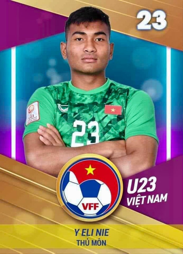 Thủ môn Y Êli Niê trong màu áo đội tuyển U23 Quốc gia. 		                   Ảnh lấy từ Facebook Y Êli Niê
