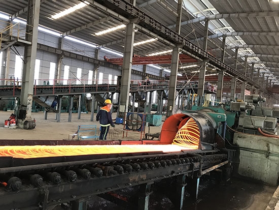 Sản xuất thép tại Công ty Cổ phần Thép Đông Nam Á. Ảnh: Đ.Lan