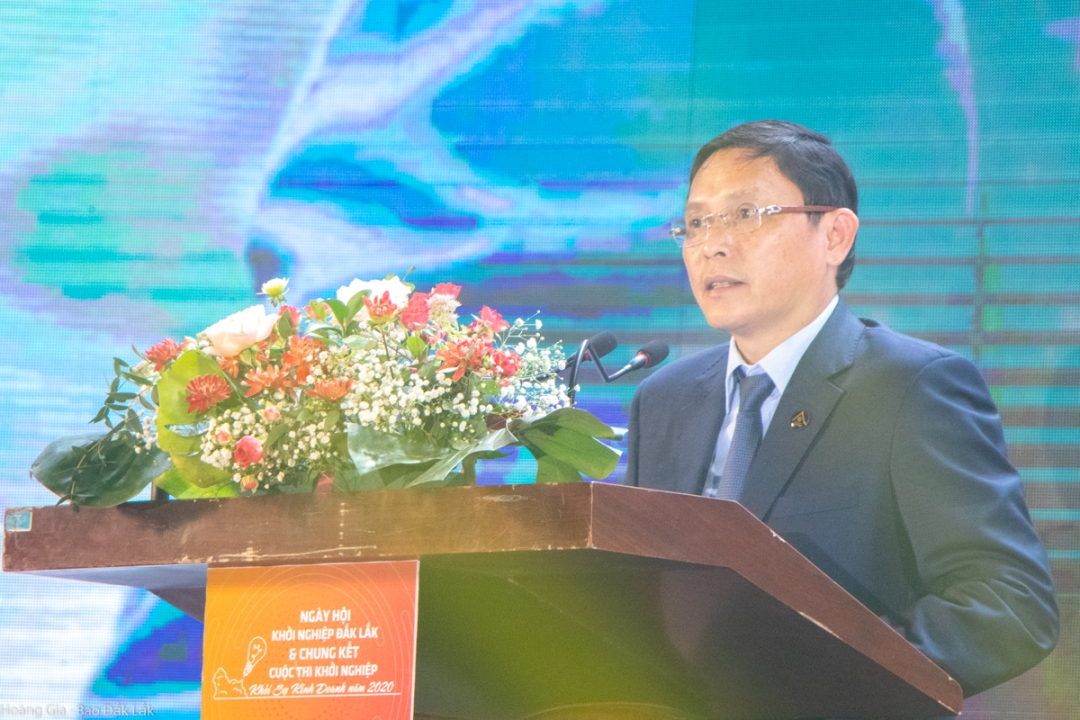 Phó Chủ tịch Thường trực UBND tỉnh Nguyễn Tuấn Hà phát biểu tại Lễ bế mạc.