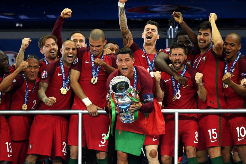 Đội tuyển Bồ Đào Nha bắt đầu hành trình bảo vệ chức vô địch đoạt được tại Euro 2016.    Ảnh: Internet