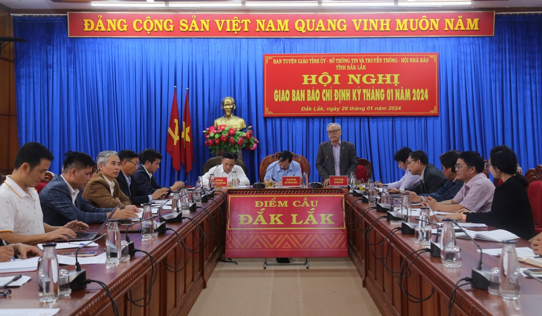 Các đại biểu tham dự hội nghị