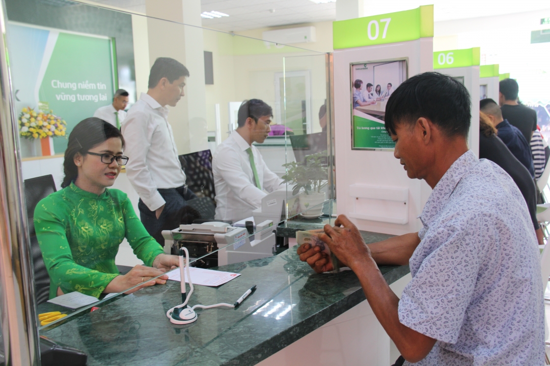 Giao dịch tại một đơn vị thuộc hệ thống Vietcombank Đắk Lắk
