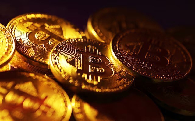 Hình ảnh minh họa đồng tiền điện tử Bitcoin. Ảnh: REUTERS/TTXVN