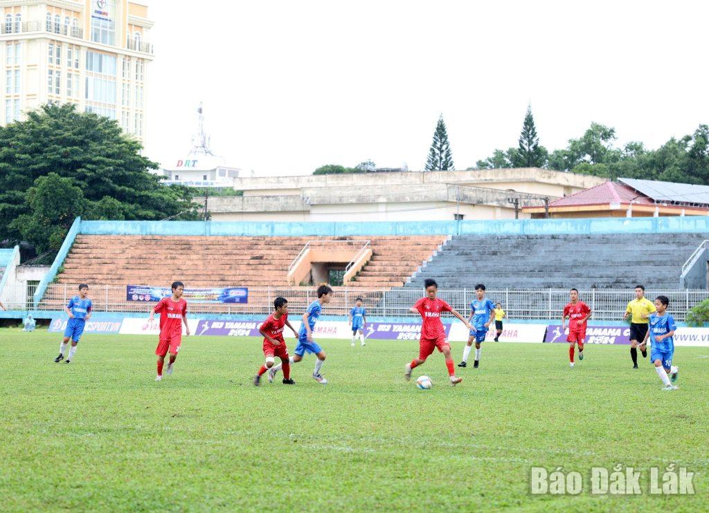 Các cầu thủ thi đấu tại 