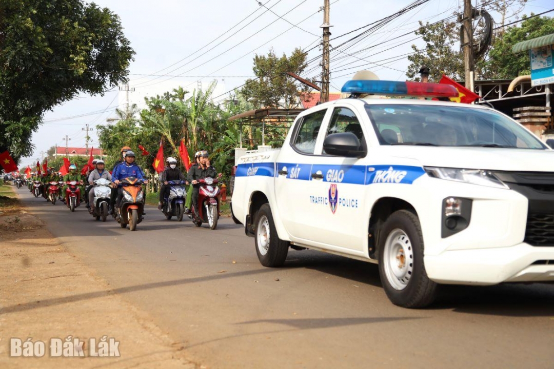 Ra quân tuyên truyền